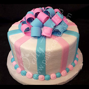 Gender Reveal Cake 04